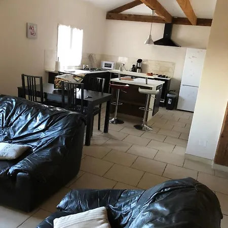 Le Verso Apartment *