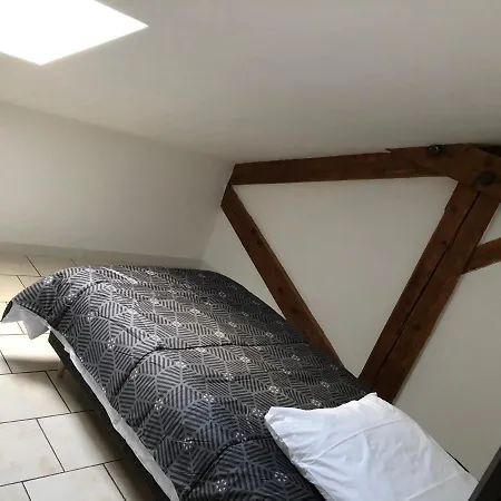 Le Verso Apartment *